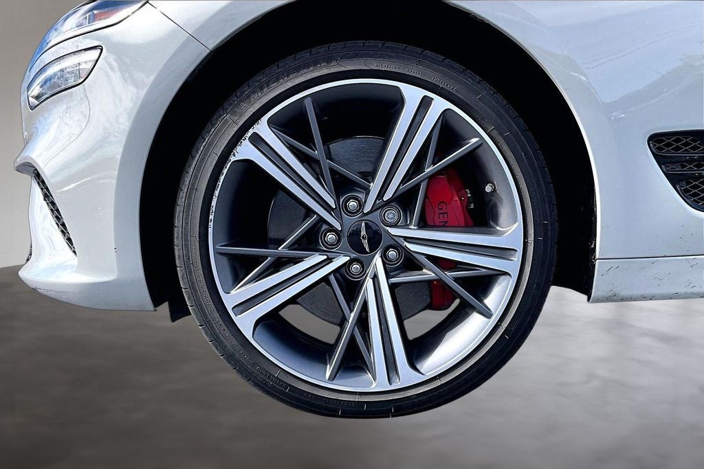 2024 Genesis G70 2.5T