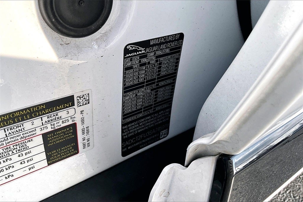 2025 Jaguar F-PACE P400 R-Dynamic S