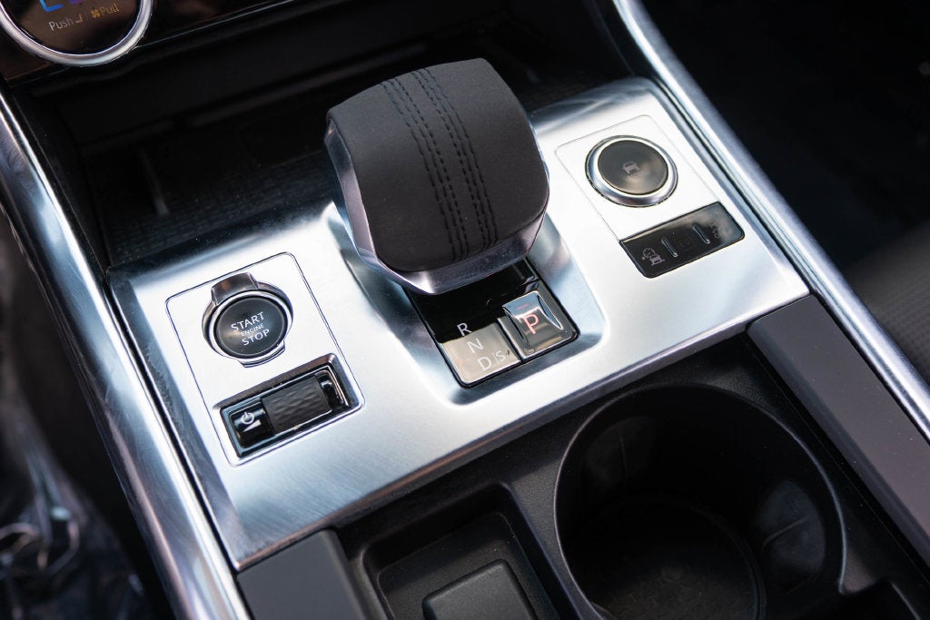 2023 Jaguar XF R-Dynamic SE