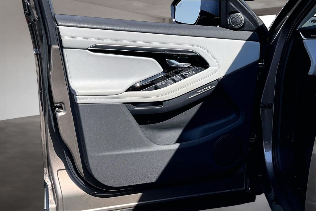 2020 Land Rover Range Rover Evoque SE