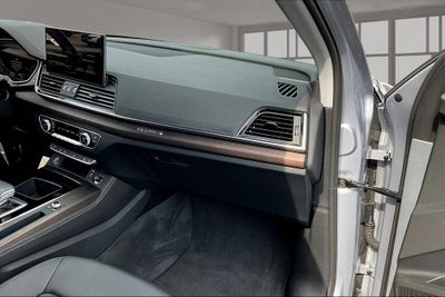 2023 Audi Q5 45 S line Premium quattro