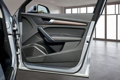 2023 Audi Q5 45 S line Premium quattro