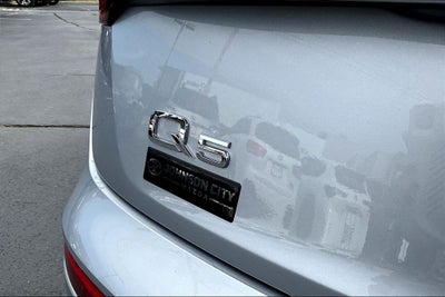 2023 Audi Q5 45 S line Premium quattro
