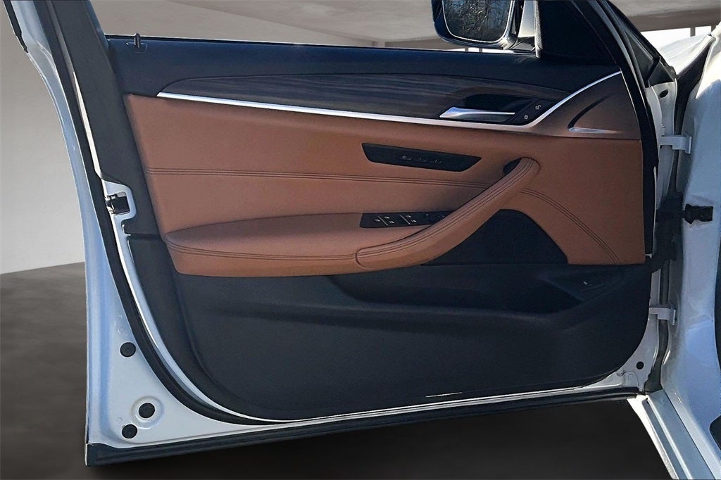 2021 BMW 5 Series 530i