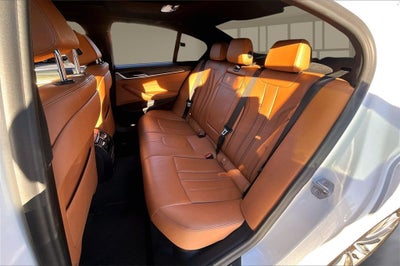 2021 BMW 5 Series 530i