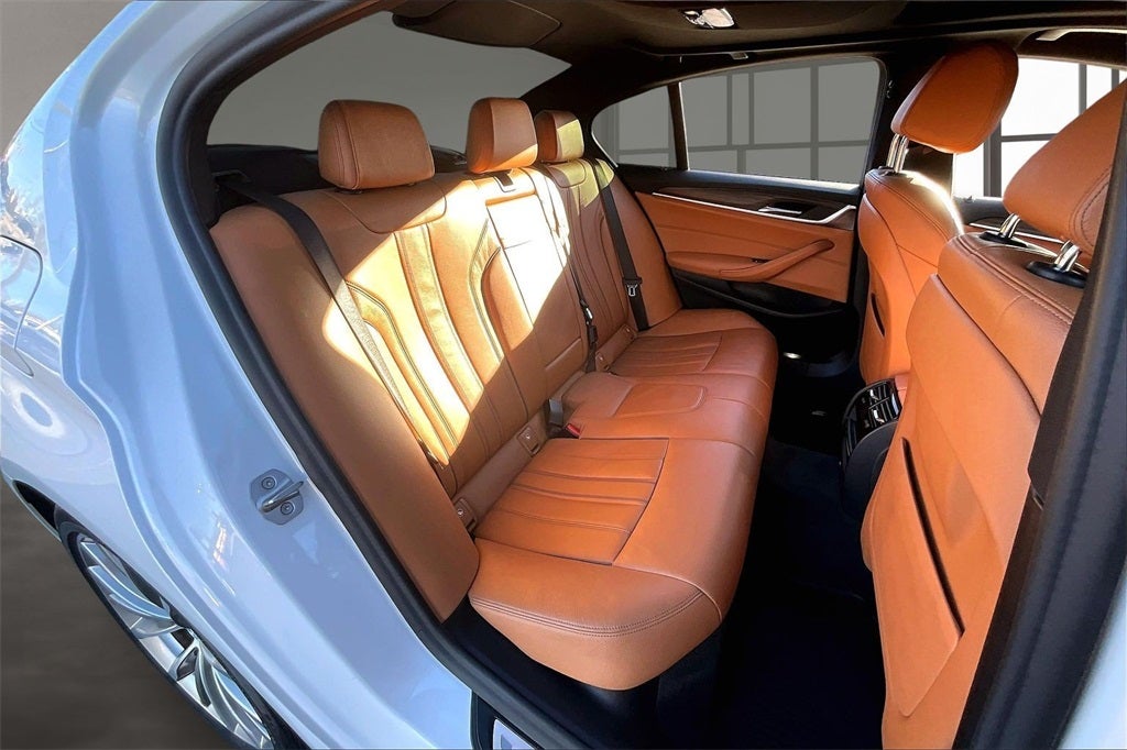 2021 BMW 5 Series 530i