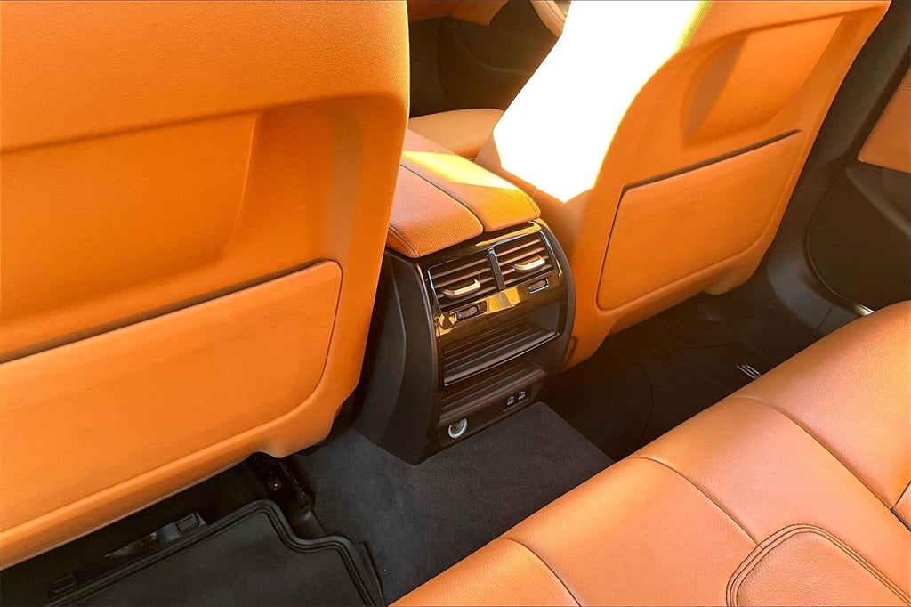 2021 BMW 5 Series 530i