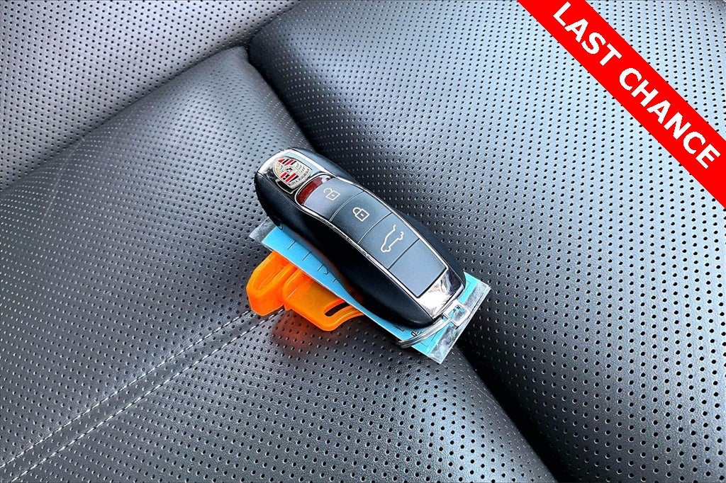 2021 Porsche Macan Base