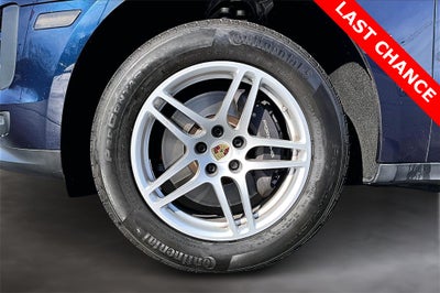 2021 Porsche Macan Base