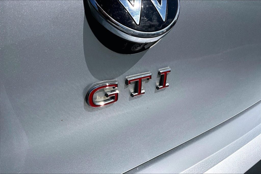 2022 Volkswagen Golf GTI 2.0T S