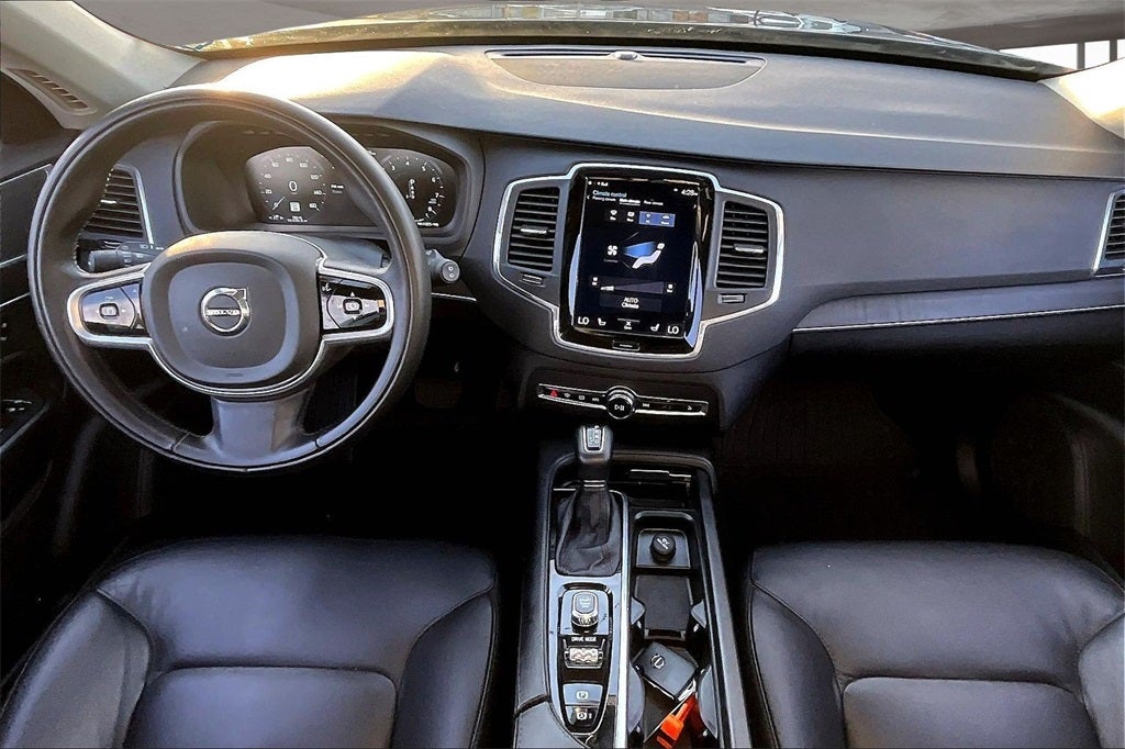 2020 Volvo XC90 T5 Momentum