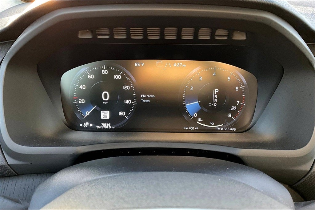 2020 Volvo XC90 T5 Momentum