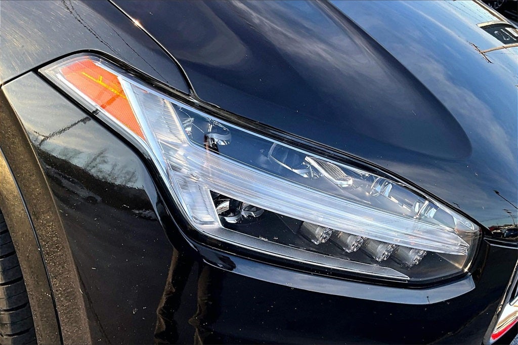 2020 Volvo XC90 T5 Momentum