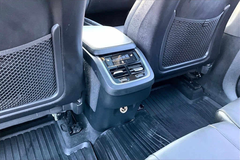 2020 Volvo XC90 T5 Momentum
