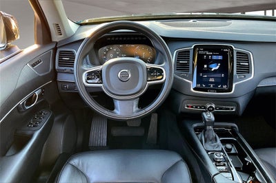 2020 Volvo XC90 T5 Momentum